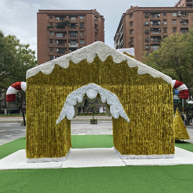 板橋車站站前廣場🎄