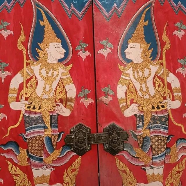 ขอพร พระพุทธไสยาสน์องค์ใหญ่