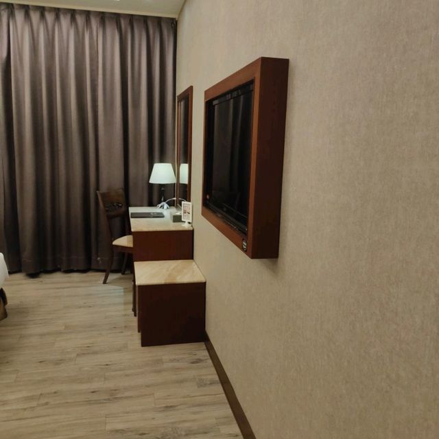 一波三折的換房：嘉義冠閣大飯店-商務雙床房