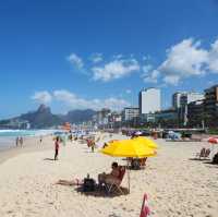 巴西旅行必去的絕美白色沙灘｜Ipanema Beach