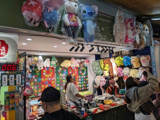 香港人必去既士林夜市🤪行到唔捨得走