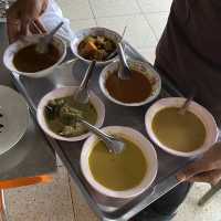 ขนมจีนโกจ้อย ร้านดังรสเด็ดจังหวัดกระบี่