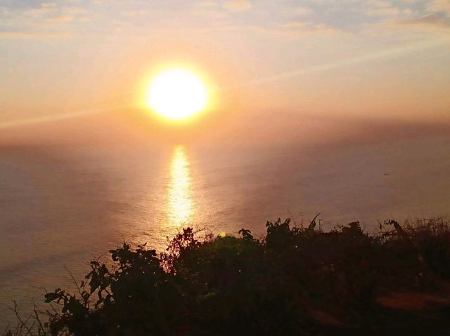 Enjoying Sunset in Karang Boma 🌄