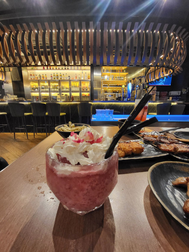 到沙田玩鏢機及桌球兼食串燒