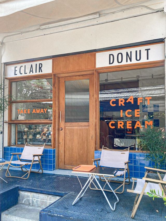 𝗟𝘆𝗸𝗲 & 𝗟𝗶𝗮 - ร้านไอศกรีมสุดชิคย่านช้างม่อย