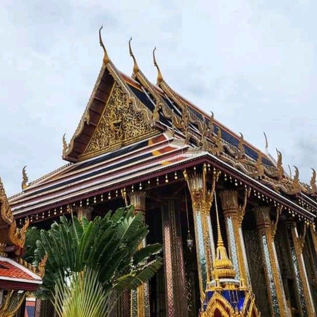 เข้าวัดพระแก้วแบบนักท่องเที่ยว