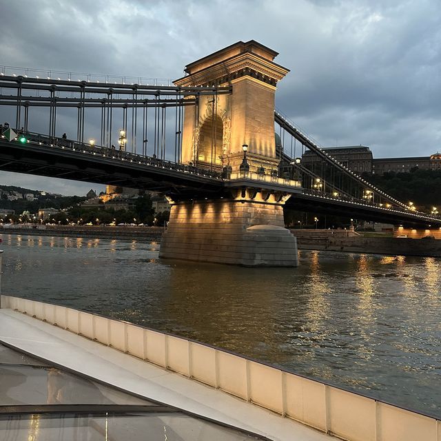Dinner cruise in Budapest 