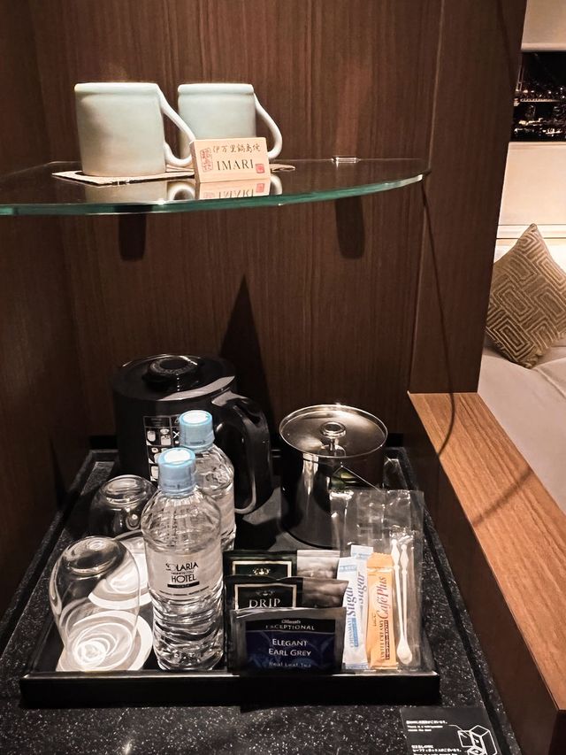入住購物地區銀座索拉里亞西鐵飯店🏨