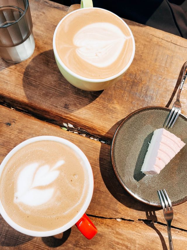 ☕️台北美食探店Ｘ預見日好 大稻埕裡的老宅咖啡廳