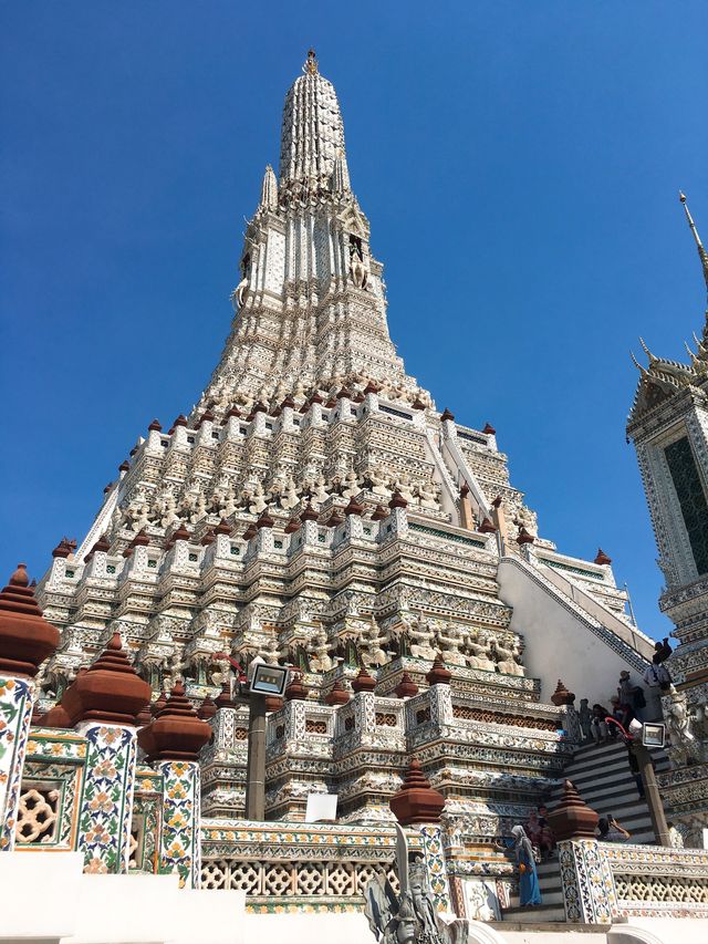 ［泰國/曼谷］鄭王廟🇹🇭｜現在泰國當紅的旅遊景點