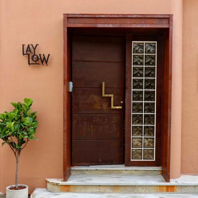 Lay Low：咖啡、蛋糕，口碑絕佳