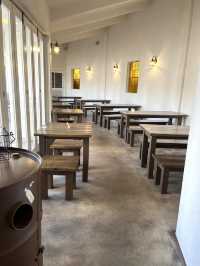 【滋賀カフェ】白亜のレストランで琵琶湖を眺めながらくつろごう☕️
