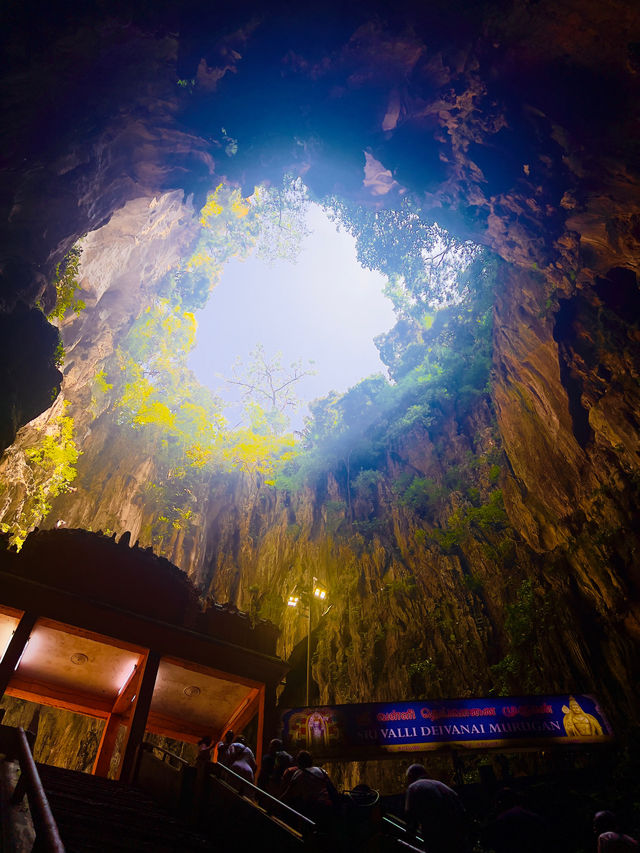 The Beautiful Batu Caves ✨