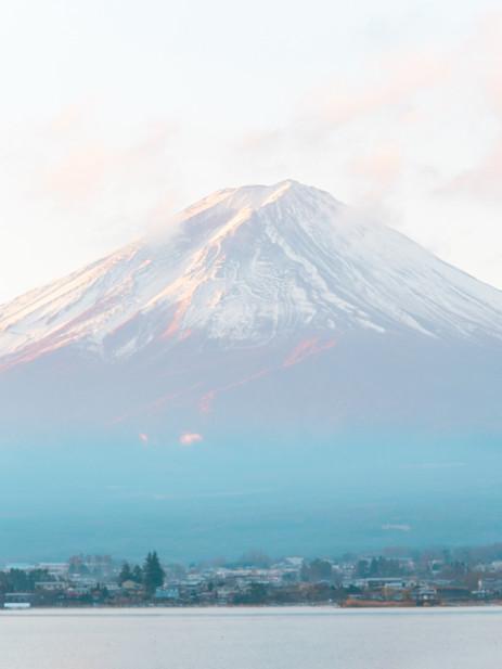 純銀製　武比古　吉祥富士山 富士 - TAKEHIKO - 武比古 - 日本の伝統工芸・関工芸株式会社