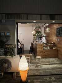 【福岡カフェ】天然はちみつ専門店のトーストとソフトクリームがおいしい🍯🐝