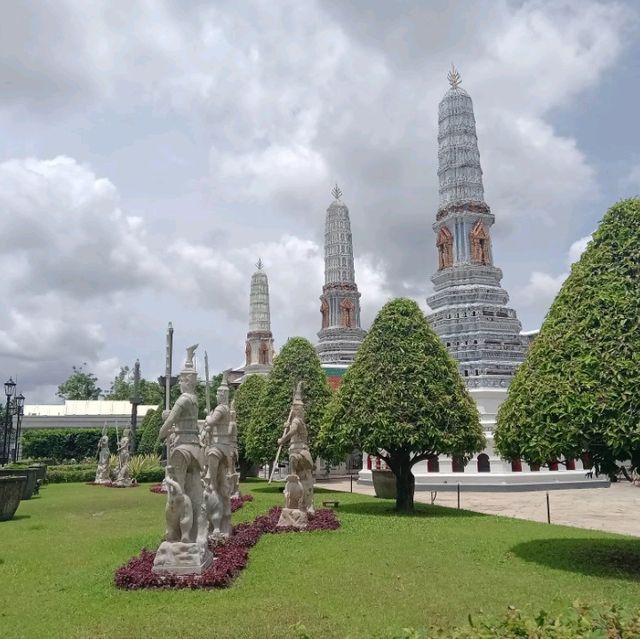   ๑ วันดีๆ ที่พระบรมมหาราชวัง