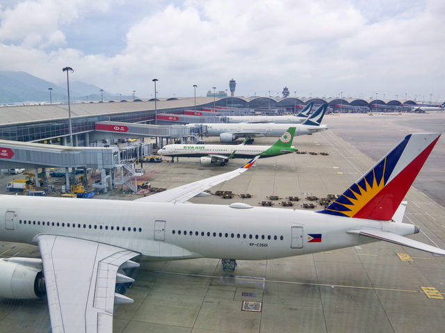 【香港】飛行機ビューに最適な空港内ブリッジ🌉