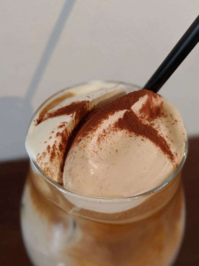 【福岡カフェ】おいしいカフェドリンクとスイーツが楽しめる