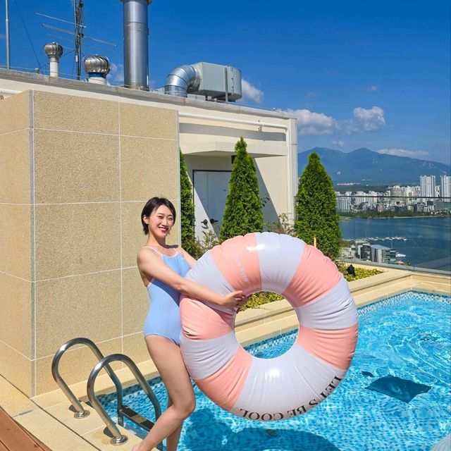 홈마리나 속초 루프탑 수영장