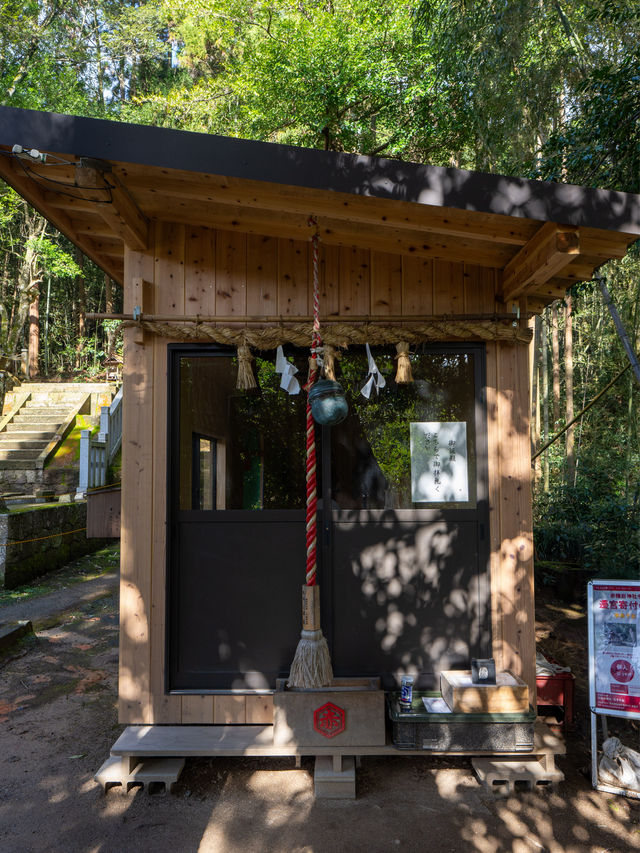 鳥取最強神社⛩再生と復活のご利益がある唯一無二の神社️🩵⛩💛赤猪岩神社復活の道