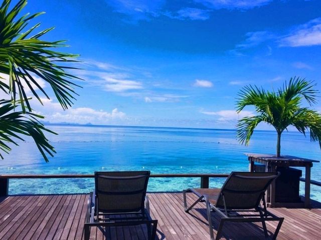 Relax at Sipadan Kapalai Resort 