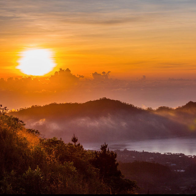 **Kintamani Volcano:** Exploring Bali's Majestic Crater