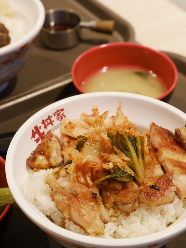 𖤣𖤥旺角快餐｜香港出產的丼飯 