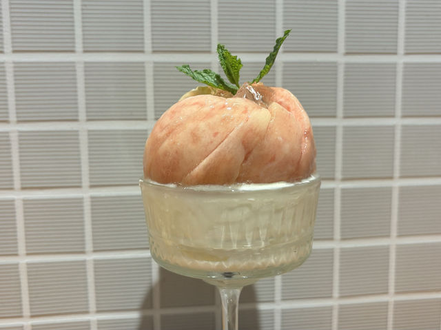 【福岡カフェ】新鮮なフルーツを使ったパフェ専門店