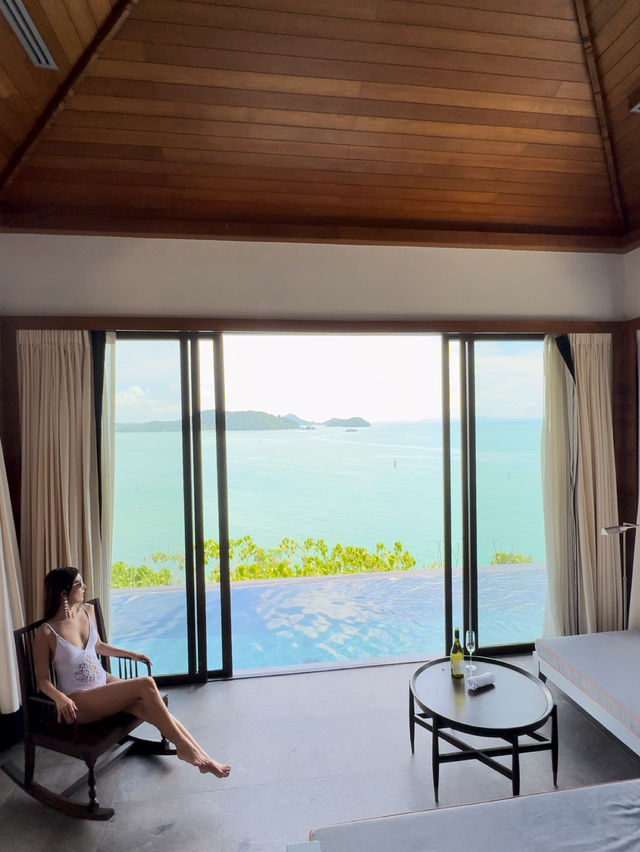 タイ🇹🇭プーケット　海一望🏝️ジャグジープール付きヴィラ🖤