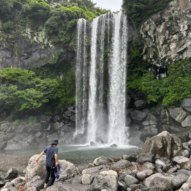 제주여행🏝️ 한여름 무더운 날씨를 시원하게 날려줄 정방폭포🩵