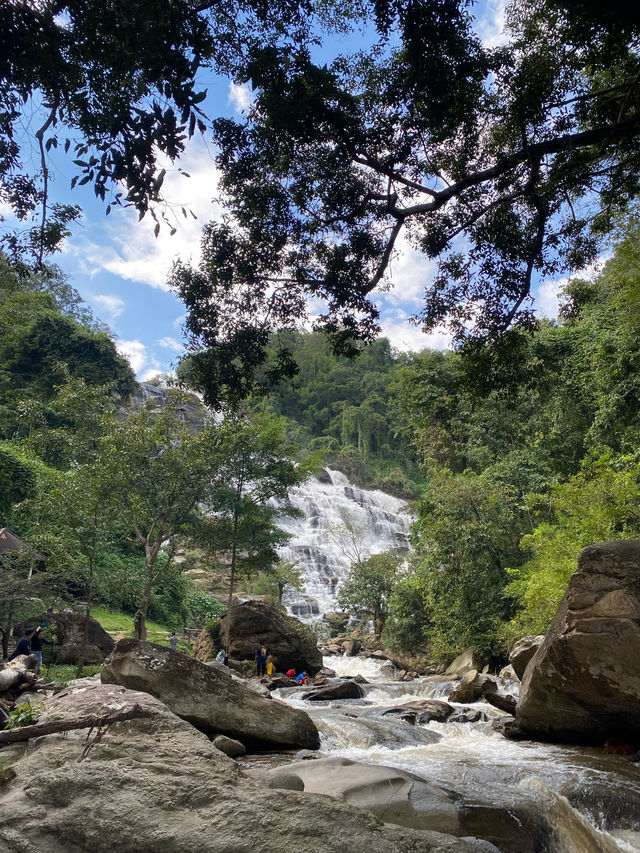 น้ำตกแม่ยะ | เชียงใหม่ ⛰️🌧️🪨🌿