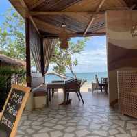 คาเฟ่ริมหาด Andalay Beach Bar & Cafe