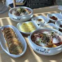 물회로 해변뷰 건물 세운 속초맛집 🐟 속초항아리물회