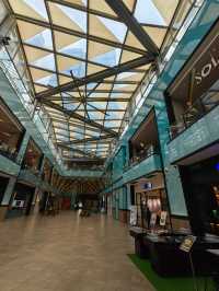 DC Mall, Conveniently Accesible via MRT