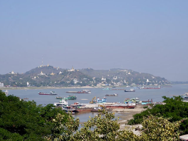 Umin Thonze Pagoda 