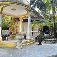 วัดสวยงาม พระพุทธรูปองค์ใหญ่ 