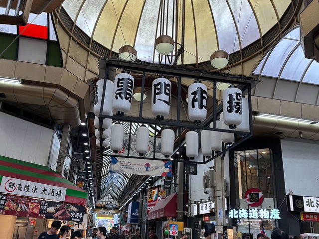 大阪熱鬧的美食天堂 — 黑門市場✨