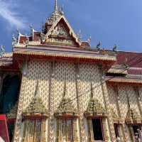 ทำบุญไหว้พระที่“วัดนพรัตนาราม”