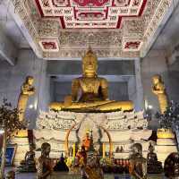 วัดเจดีย์หอย ปทุมธานี