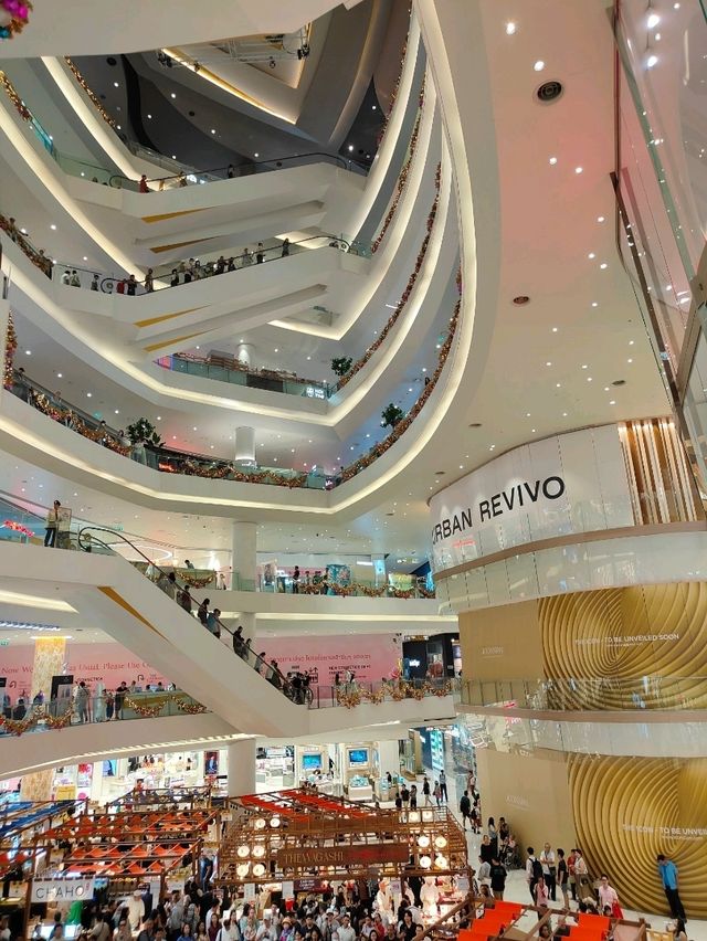 ห้างสวยติดริมแม่น้ำเจ้าพระยา ICON SIAM 
