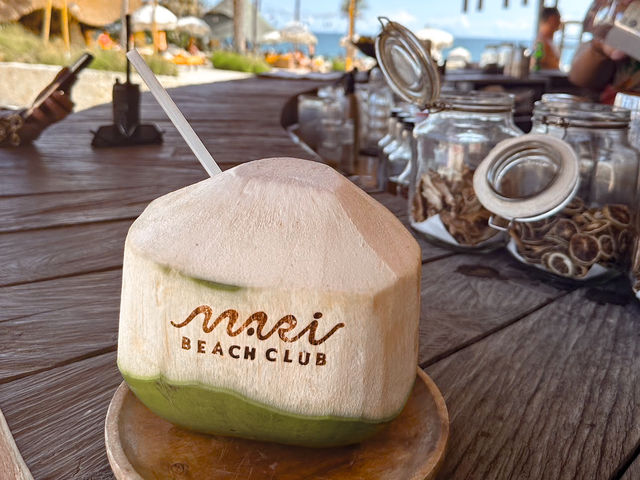 Mari Beach Club