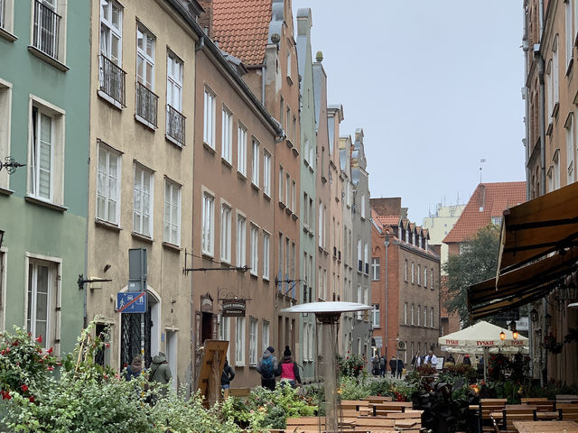 Strolling Through Royal Splendor: Gdańsk's Long Market