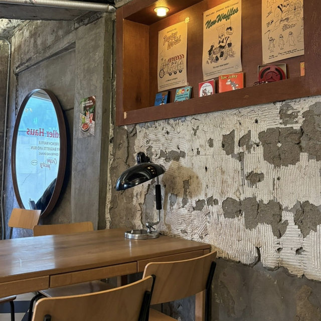 【韓国/ソウル】新沙洞カフェ☕️SADDLER HAUS