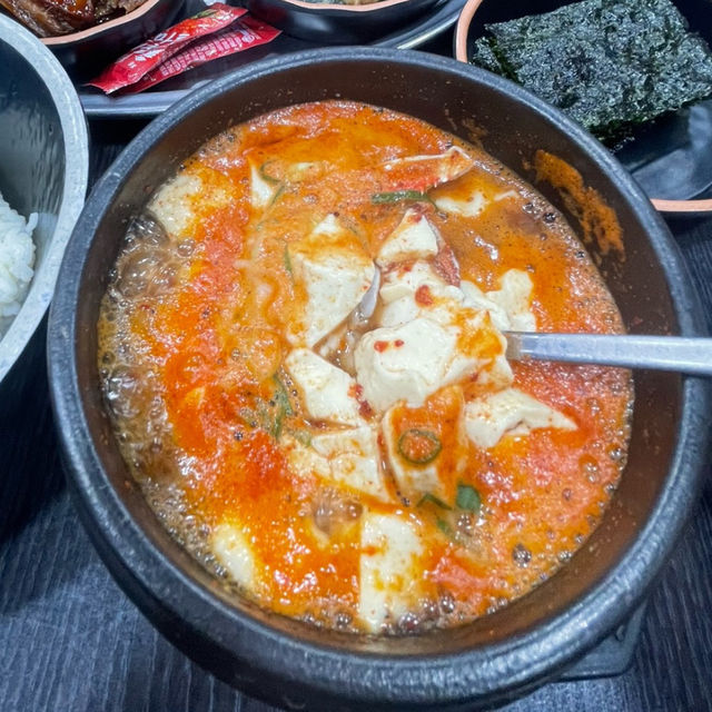 【釜山】ひとりごはんOK❗️影島の路地奥で見つけたスンドゥプ専門店【보들보들순두부돌집】