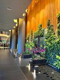 🇸🇬 Elegant Entry: The Lobby of PARKROYAL COLLECTION Pickering, Singapore