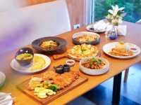CHARN Cafe & Bistro