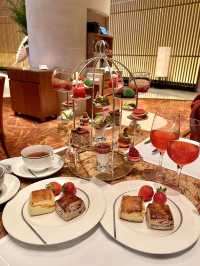 Strawberry Afternoon Tea at The Peninsula Tokyo🍓