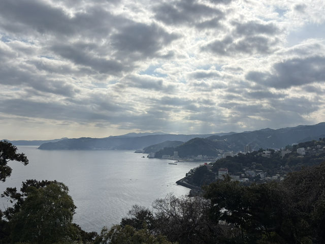 探訪熱海興亞觀音：俯瞰相模灣的和平象徵