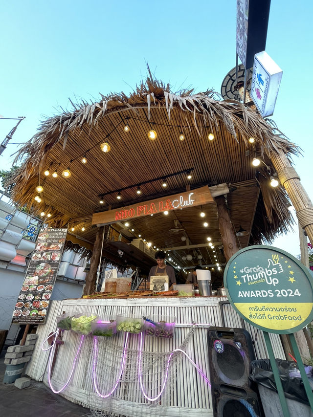 หมูปลาร้า ร้านต้นตำหรับ บางแสน🏝️