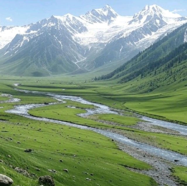 🌿 Kashmir Valley – Heaven on Earth! ❄️🏔️